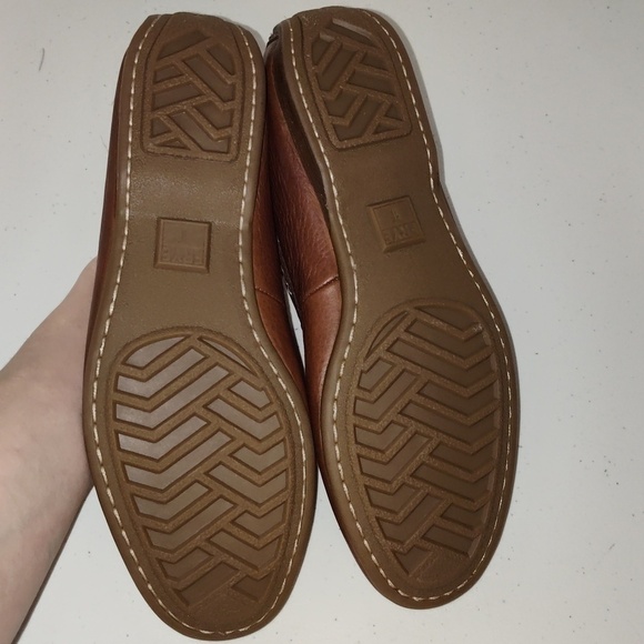 Frye Men\'s Lewis Venetians brown loafer Leather Shoes  size 8 main image 11